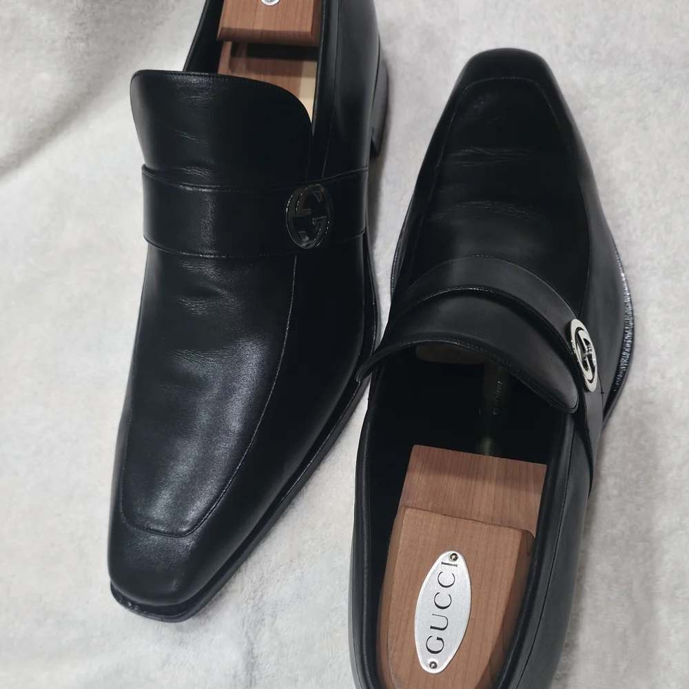 Gucci Black Leather Men’s Slip-On Loafers
